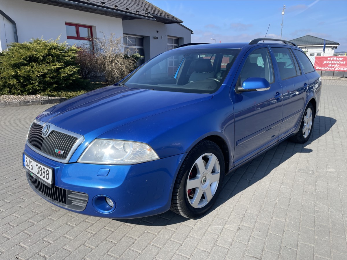 Škoda Octavia 2,0 TDi RS 125kw prav. servis BMN