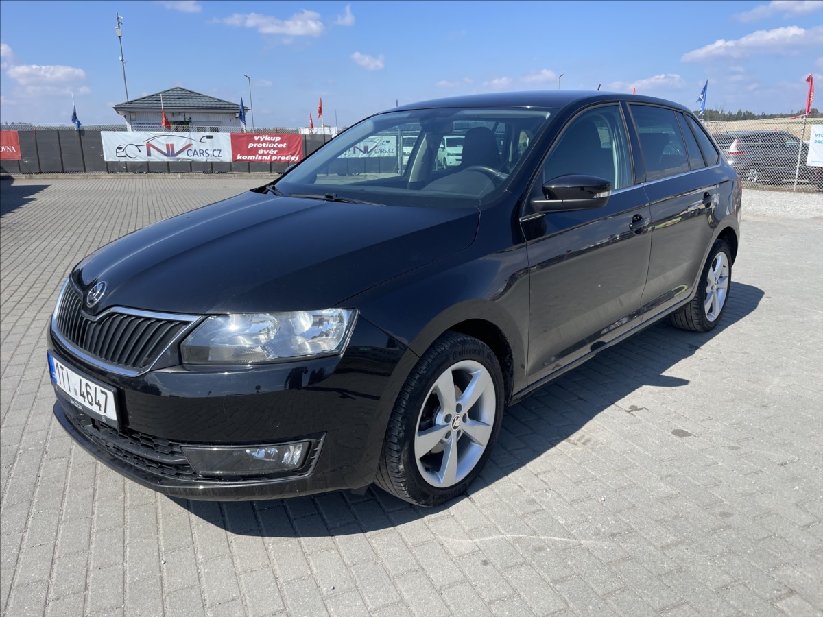 Škoda Rapid 1,2 TSi 66kw Style Radar Klimatronic Výhřev CZauto