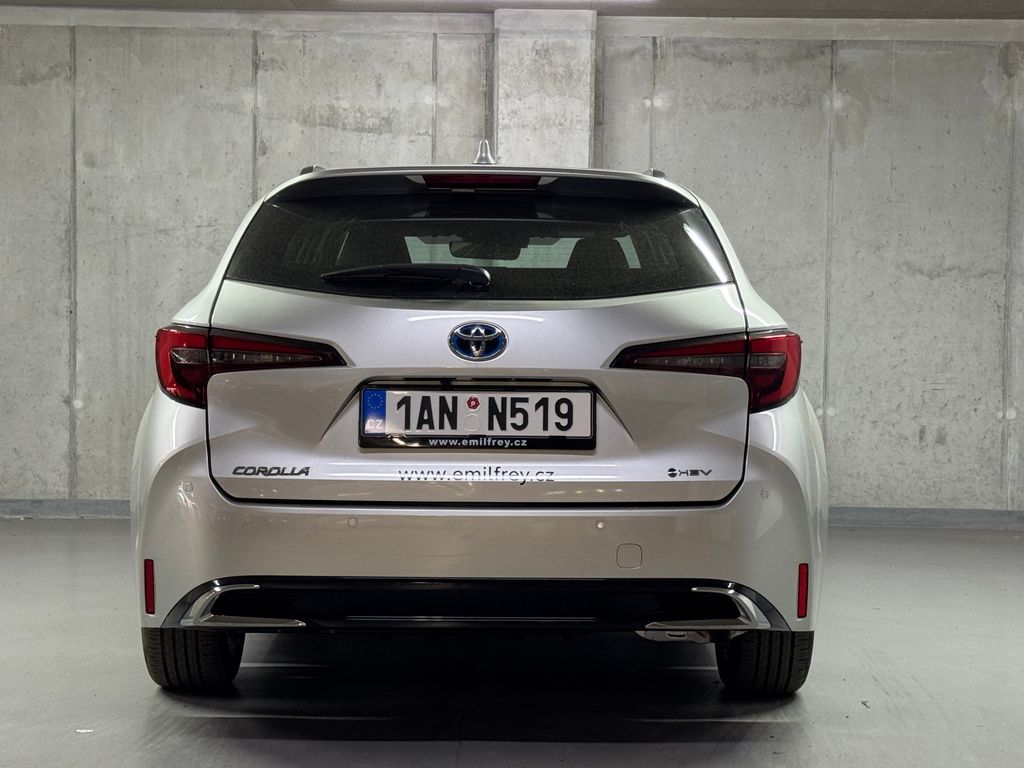 toyota-corolla-1-8-hybrid-ts-comfort-tech - 5