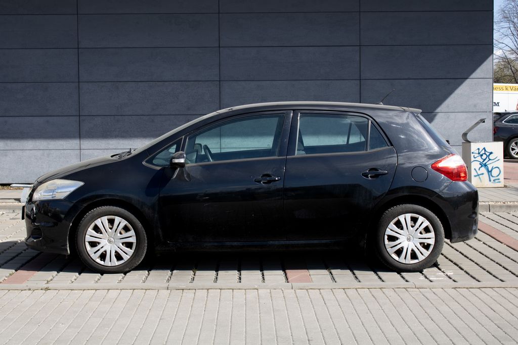 toyota-auris - 7