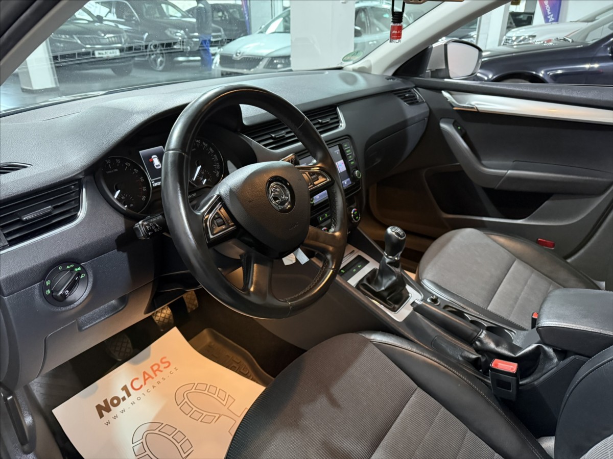 skoda-octavia-2-0-tdi-style-bi-xen-tazne - 7