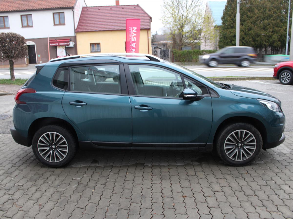 peugeot-2008-1-2-i-allure-1-maj-cz-76-200km - 2