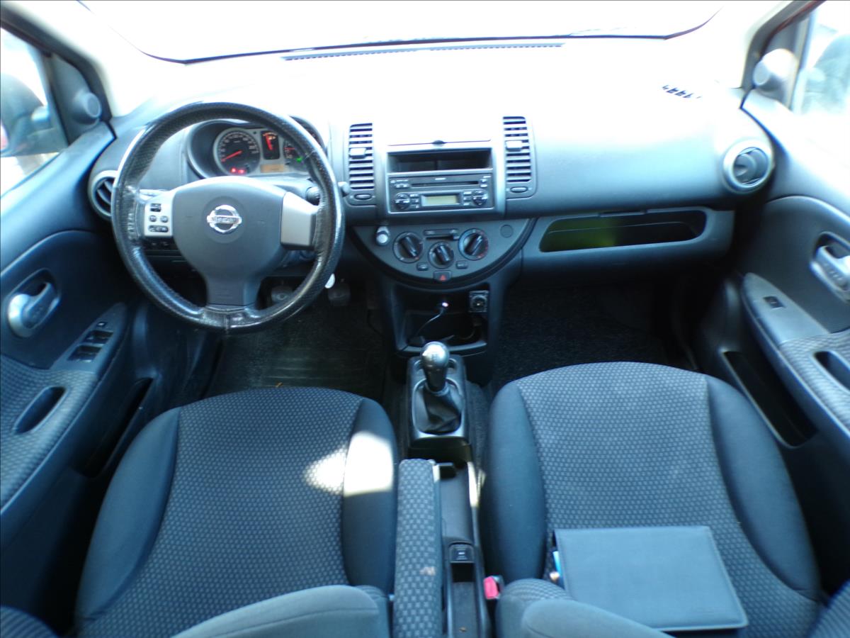 nissan-note-1-4-i-tazne-zarizeni - 6