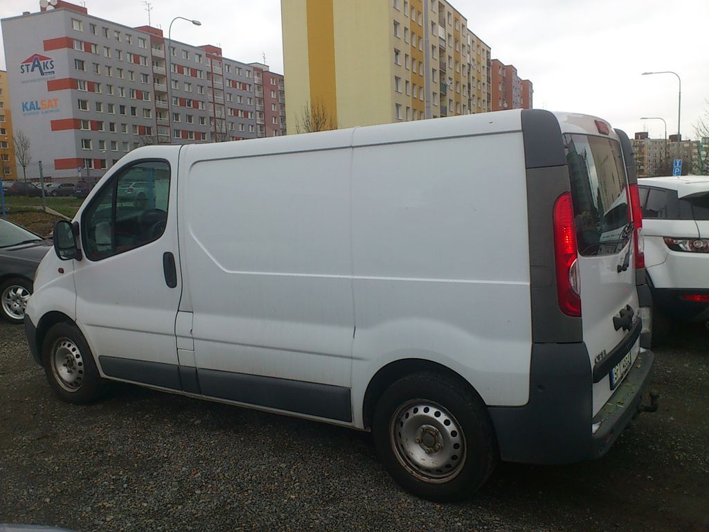 opel-vivaro-2-5-cdti-107kw - 1