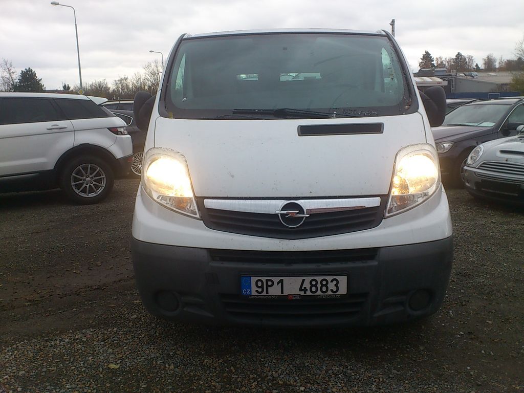 opel-vivaro-2-5-cdti-107kw - 6