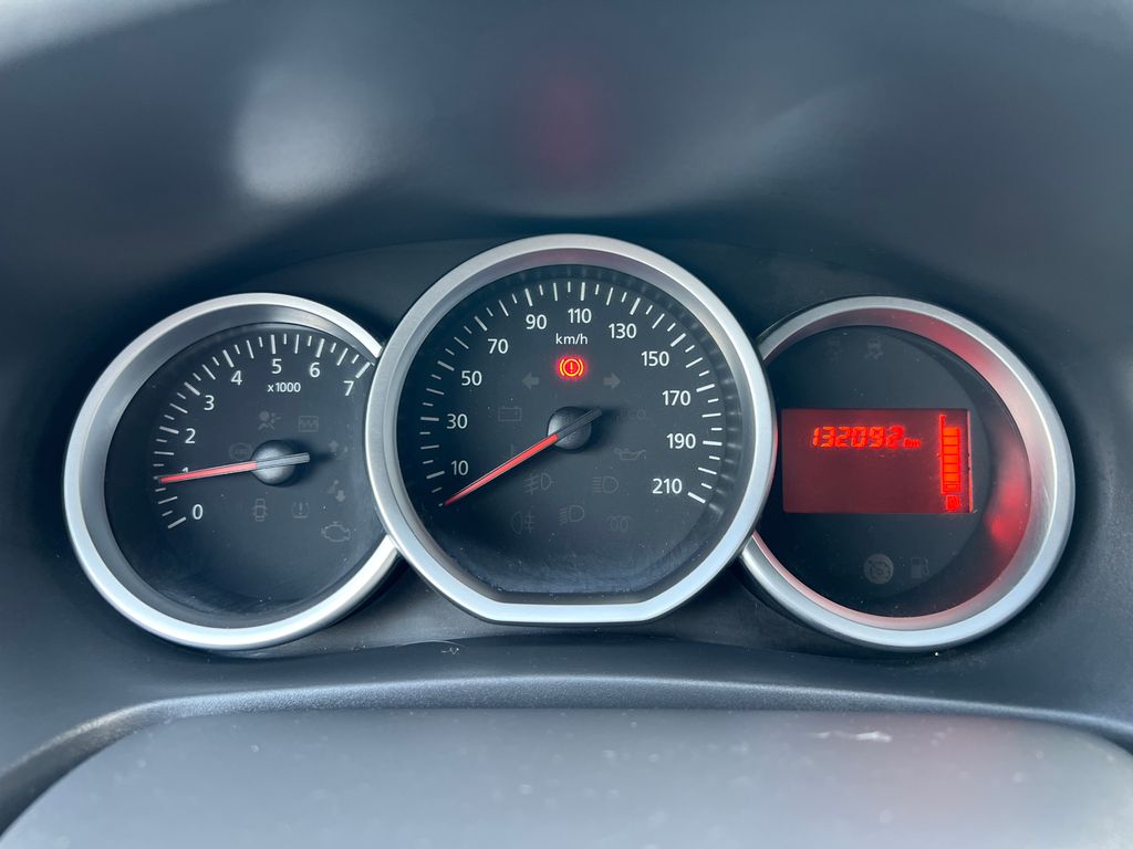 dacia-logan-1-0-sce-54kw-servis-zaruka - 9