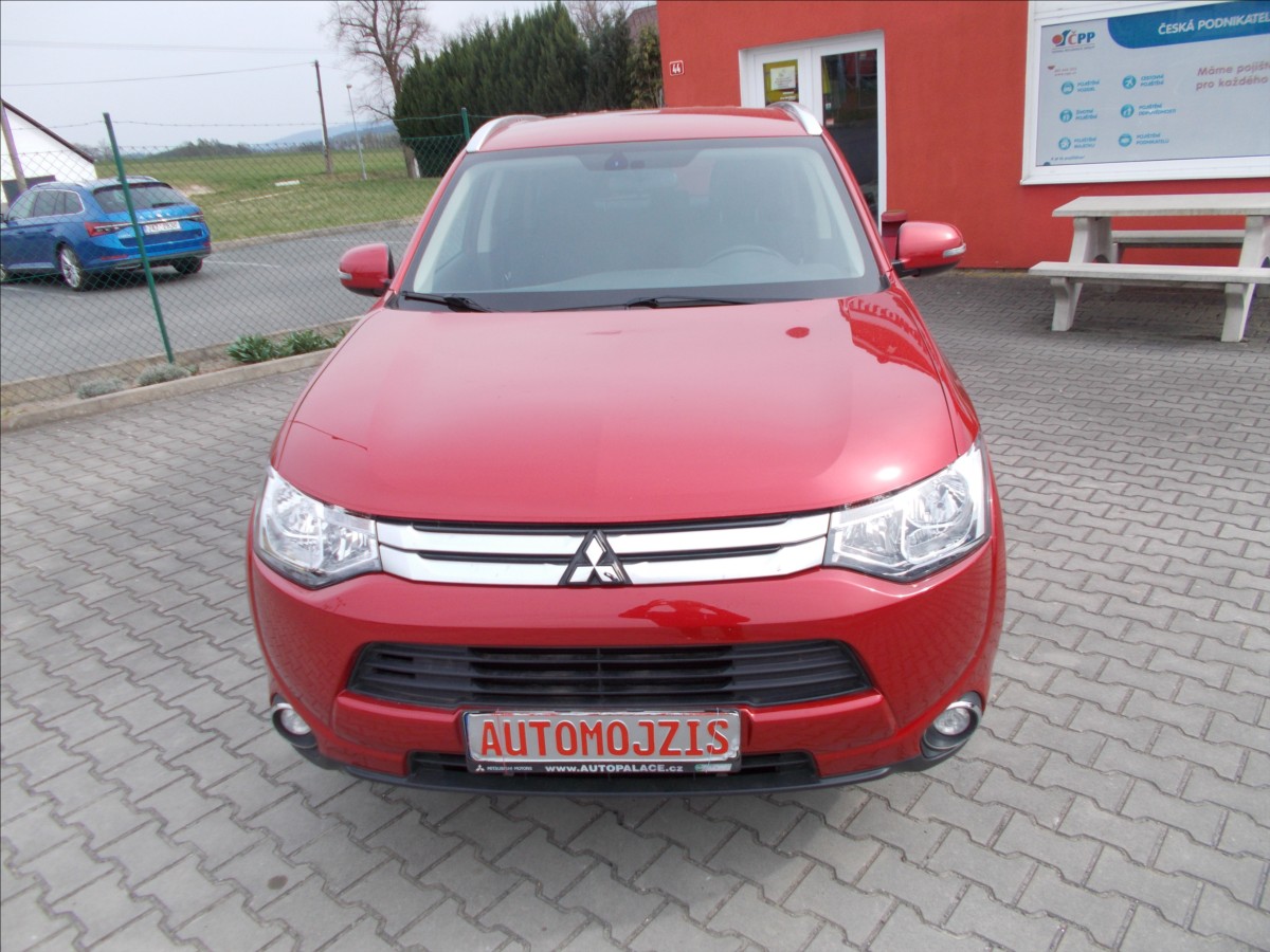 mitsubishi-outlander-2-0-16v-1-majitel-cr-68500-km-top - 2