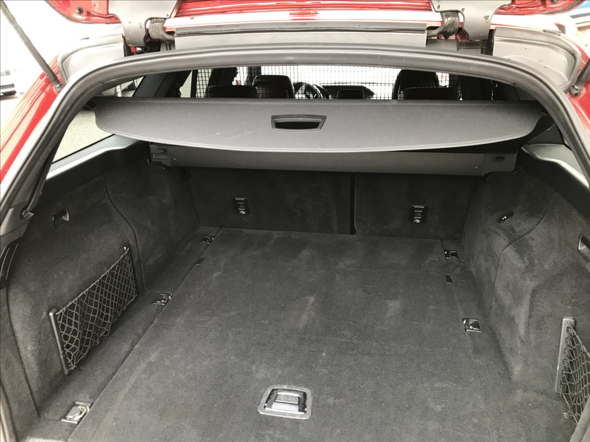 mercedes-benz-tridy-e-2-1-cdi-100kw-combi-mt - 7