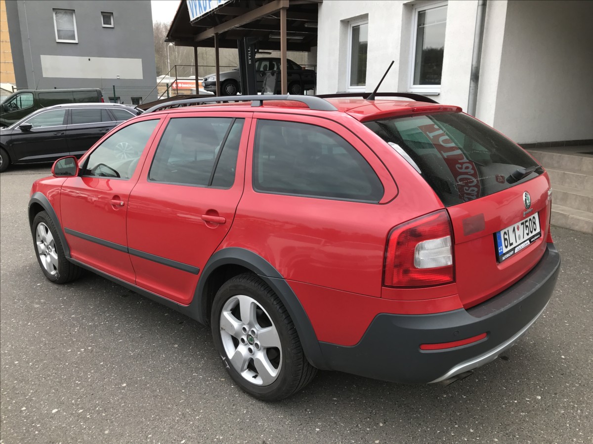 skoda-octavia-2-0-tdi-103kw-scout-combi-4x4 - 6