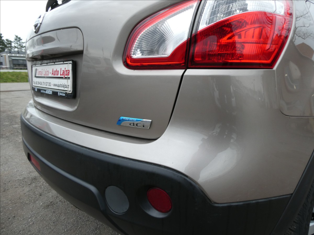 nissan-qashqai-1-5-dci-78kw-klima-2-majitel - 7
