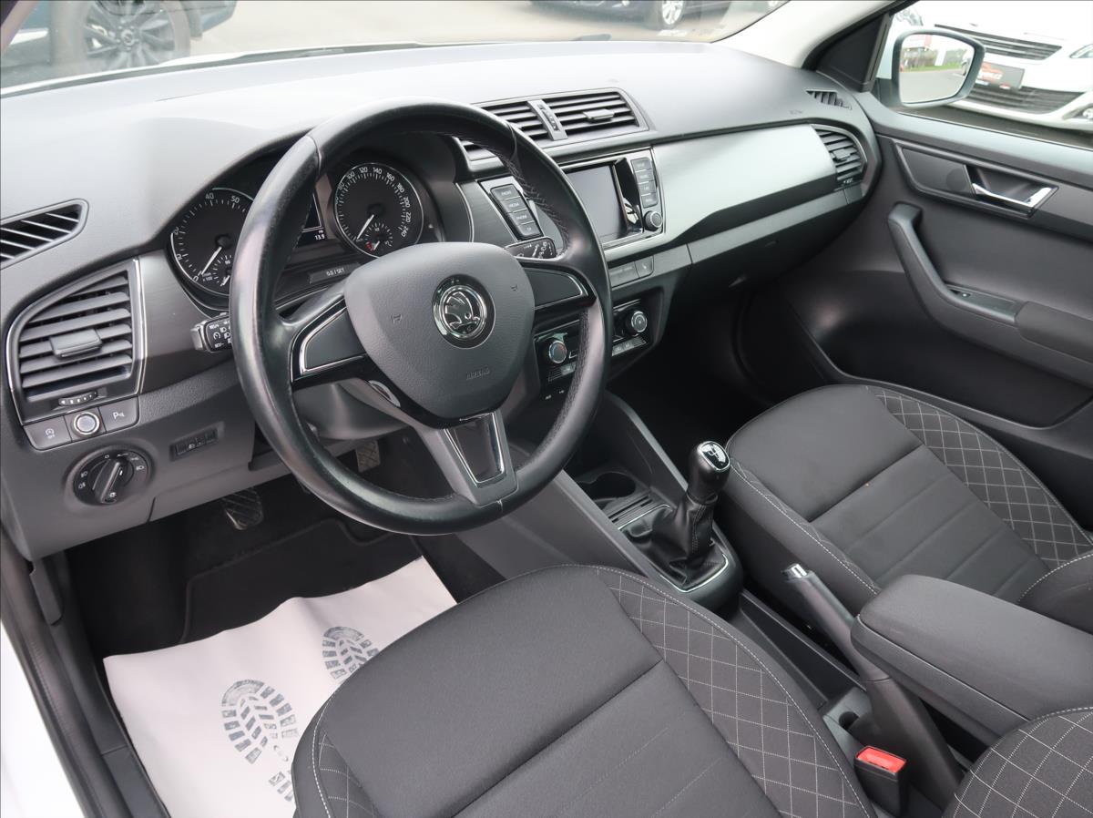 skoda-fabia-1-0-tsi-81kw-novecr-style-dph - 8