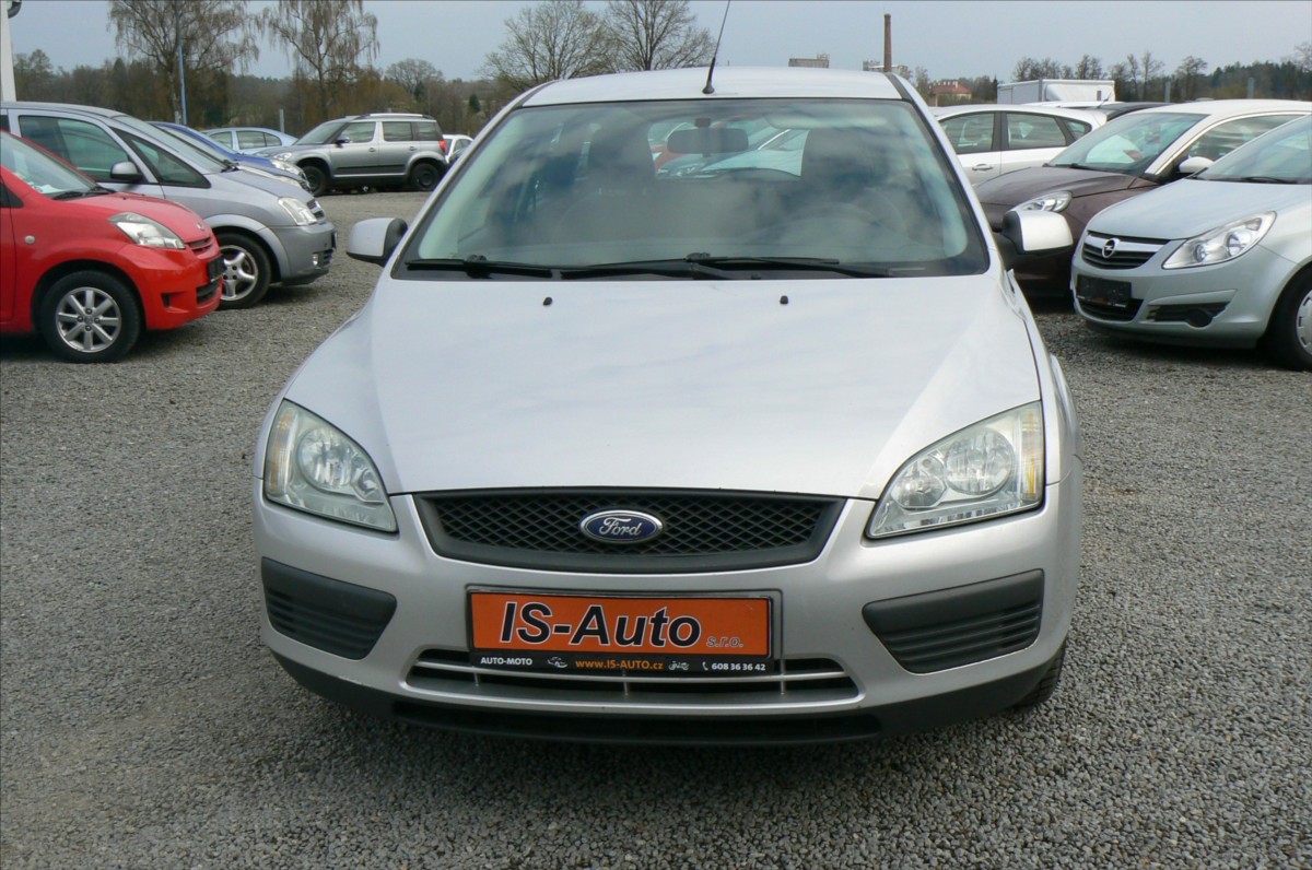 ford-focus-1-8-combi - 2