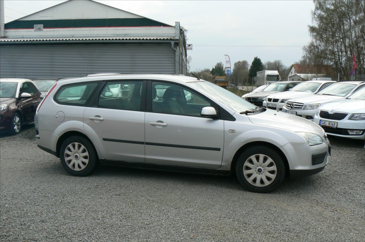 ford-focus-1-8-combi - 6