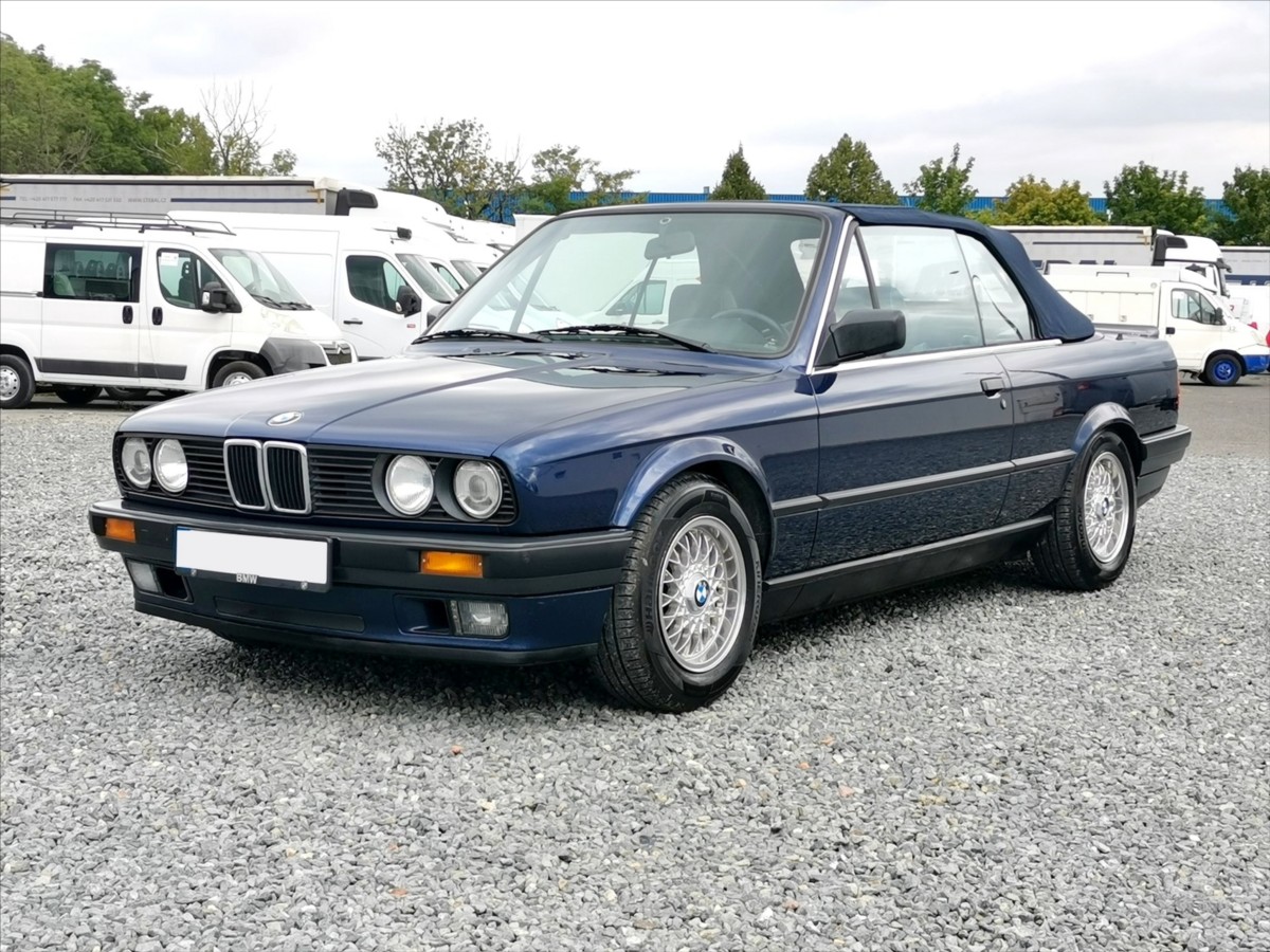 bmw-rada-3-e30-318i-cabrio-hardtop-top - 1