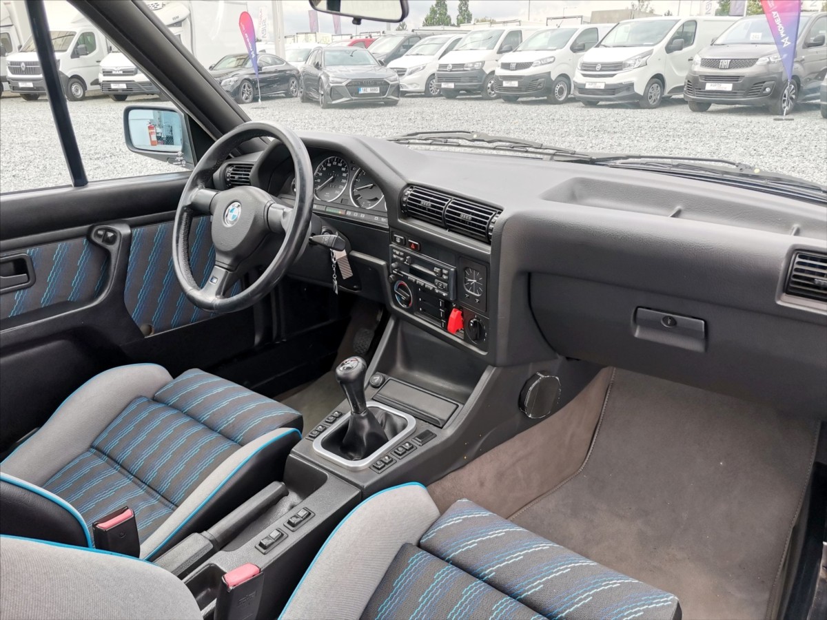bmw-rada-3-e30-318i-cabrio-hardtop-top - 8