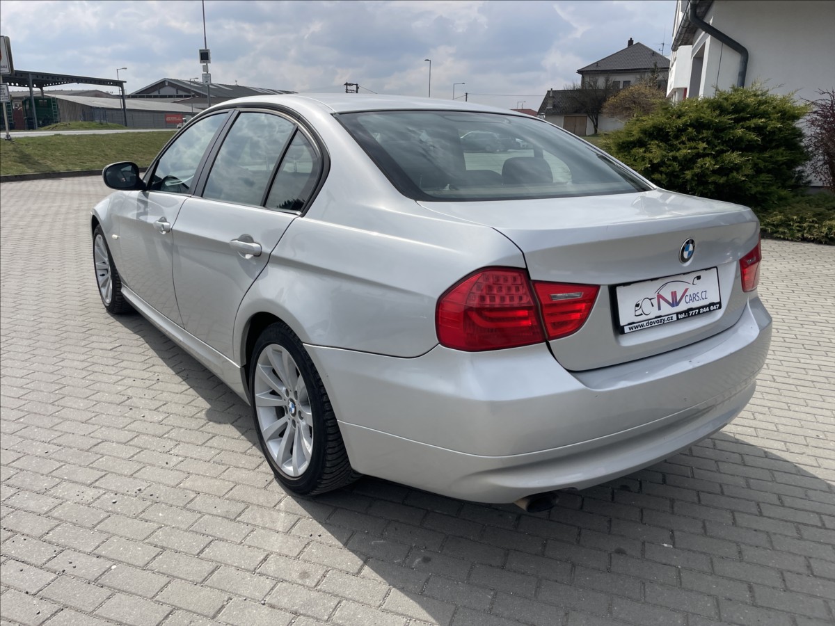 bmw-rada-3-2-0-318d-automat-bez-koroze - 2