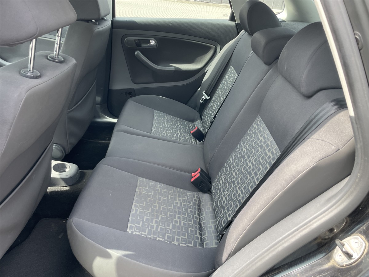 seat-ibiza-1-6-i-77kw-klimatronic-bez-koroze-dph - 7