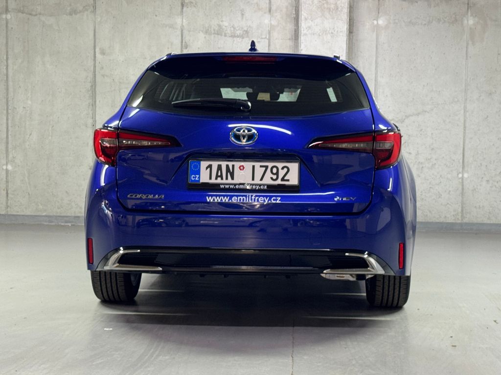 toyota-corolla-1-8-hybrid-ts-comfort-tech - 5