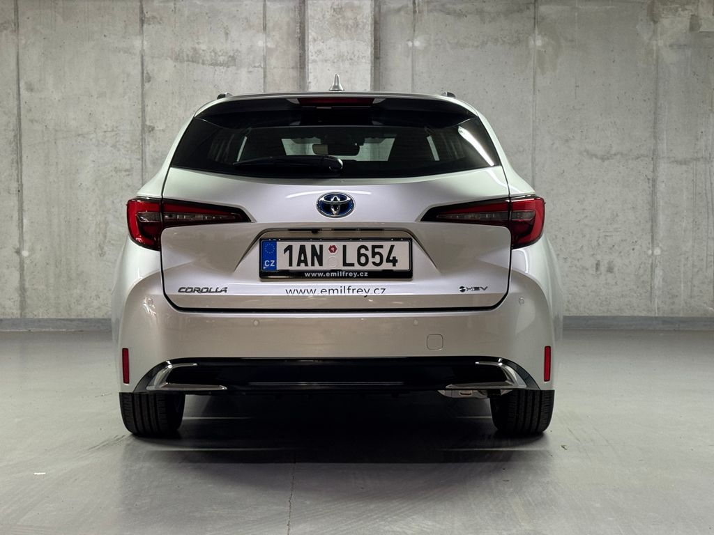toyota-corolla-1-8-hybrid-ts-comfort-tech - 5