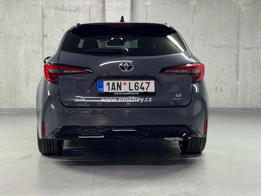 toyota-corolla-1-8-hybrid-gr-sport - 5