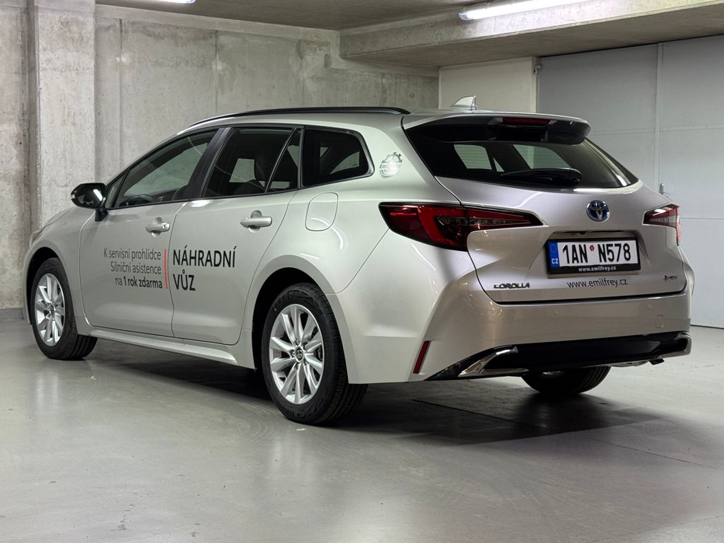 toyota-corolla-1-8-hybrid-ts-comfort-tech - 6