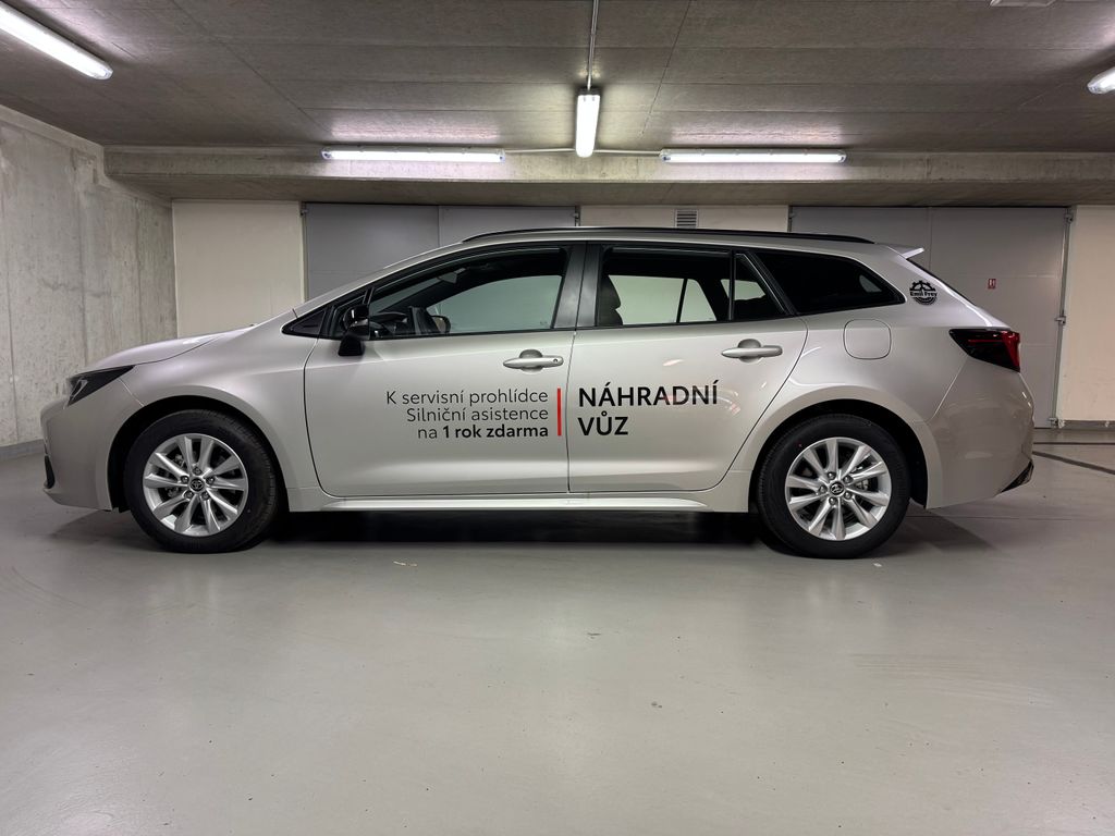 toyota-corolla-1-8-hybrid-ts-comfort-tech - 7