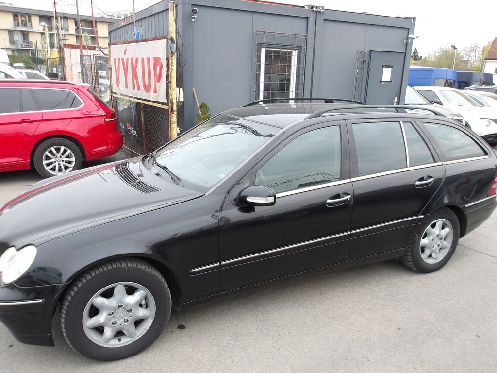 mercedes-benz-tridy-c-2-2cdi-105kw-automat - 1