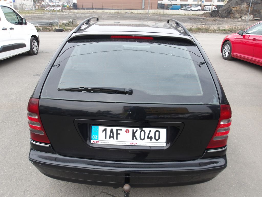 mercedes-benz-tridy-c-2-2cdi-105kw-automat - 5