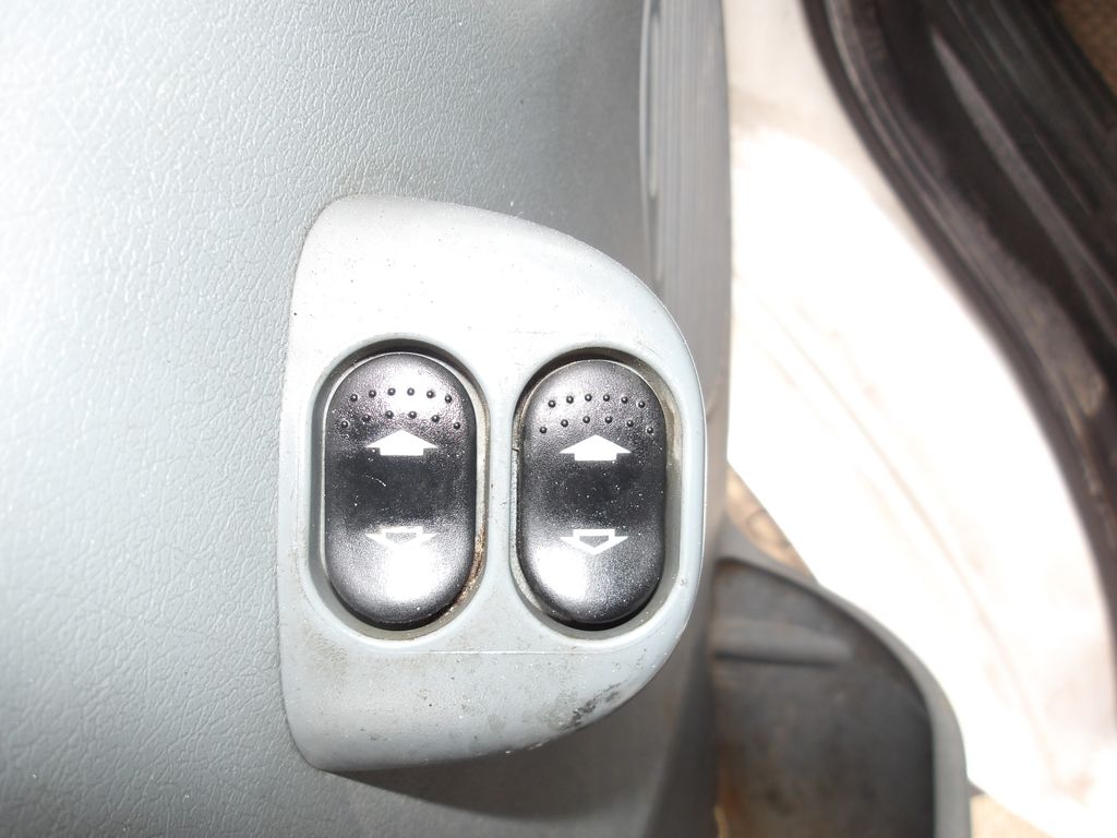 ford-transit-2-4tdci-4x4-6-mist - 9