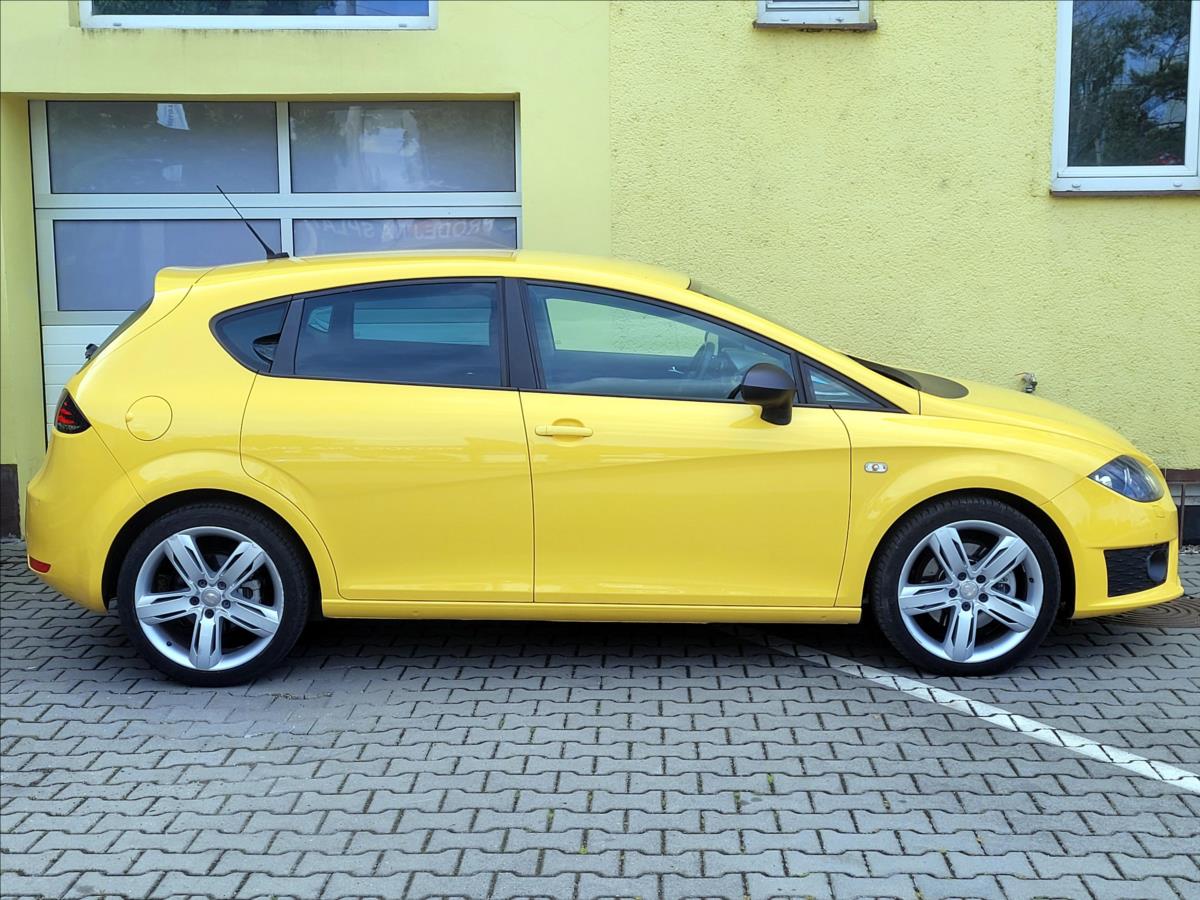 seat-leon-2-0-fr-252hp-serv-knizka - 9
