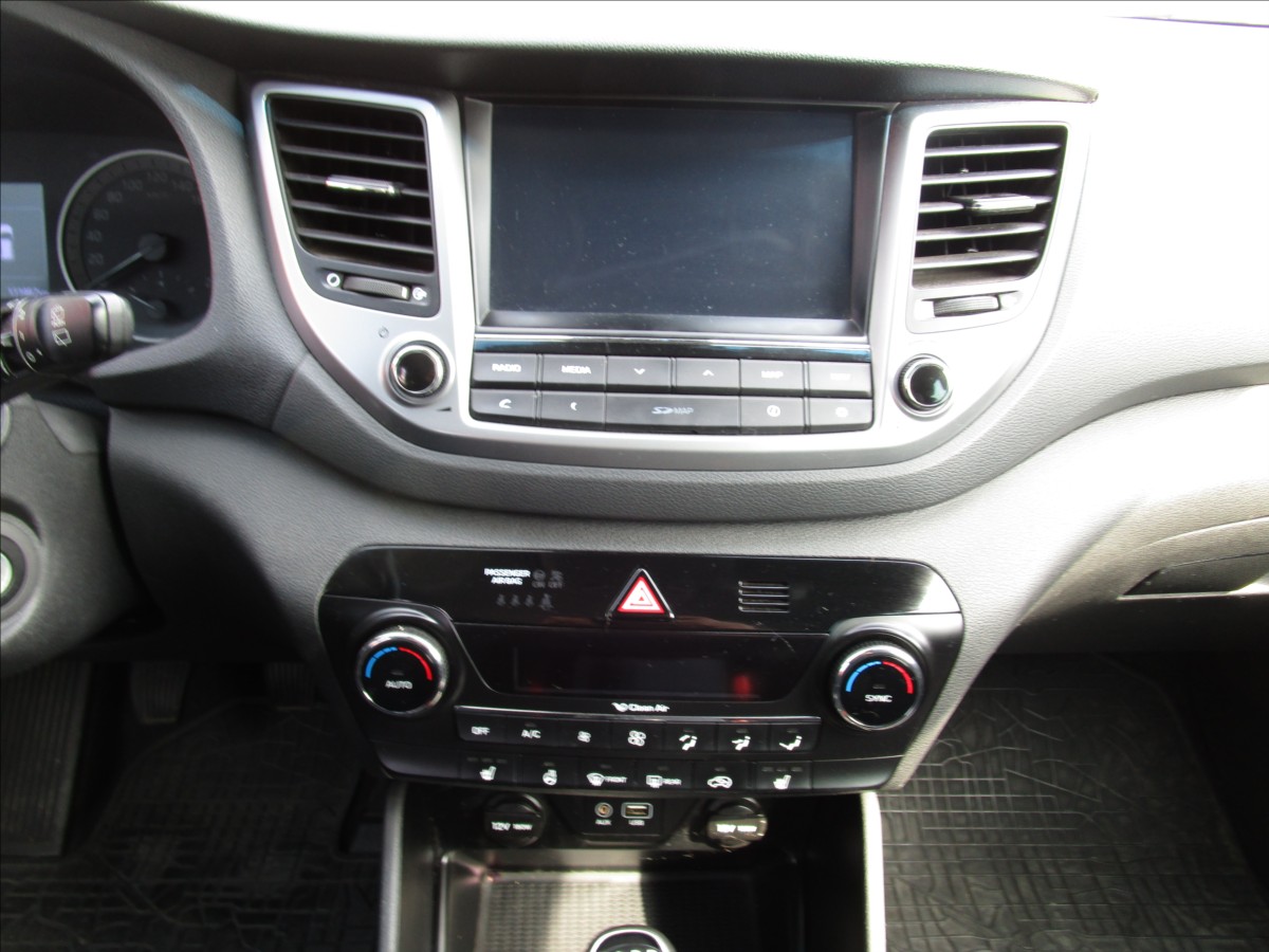 hyundai-tucson-1-6t-gdi-aut-klima-1-maj - 8