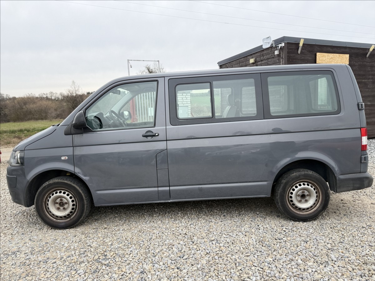 volkswagen-transporter-2-0-tdi-7mist-nove-v-cr - 7