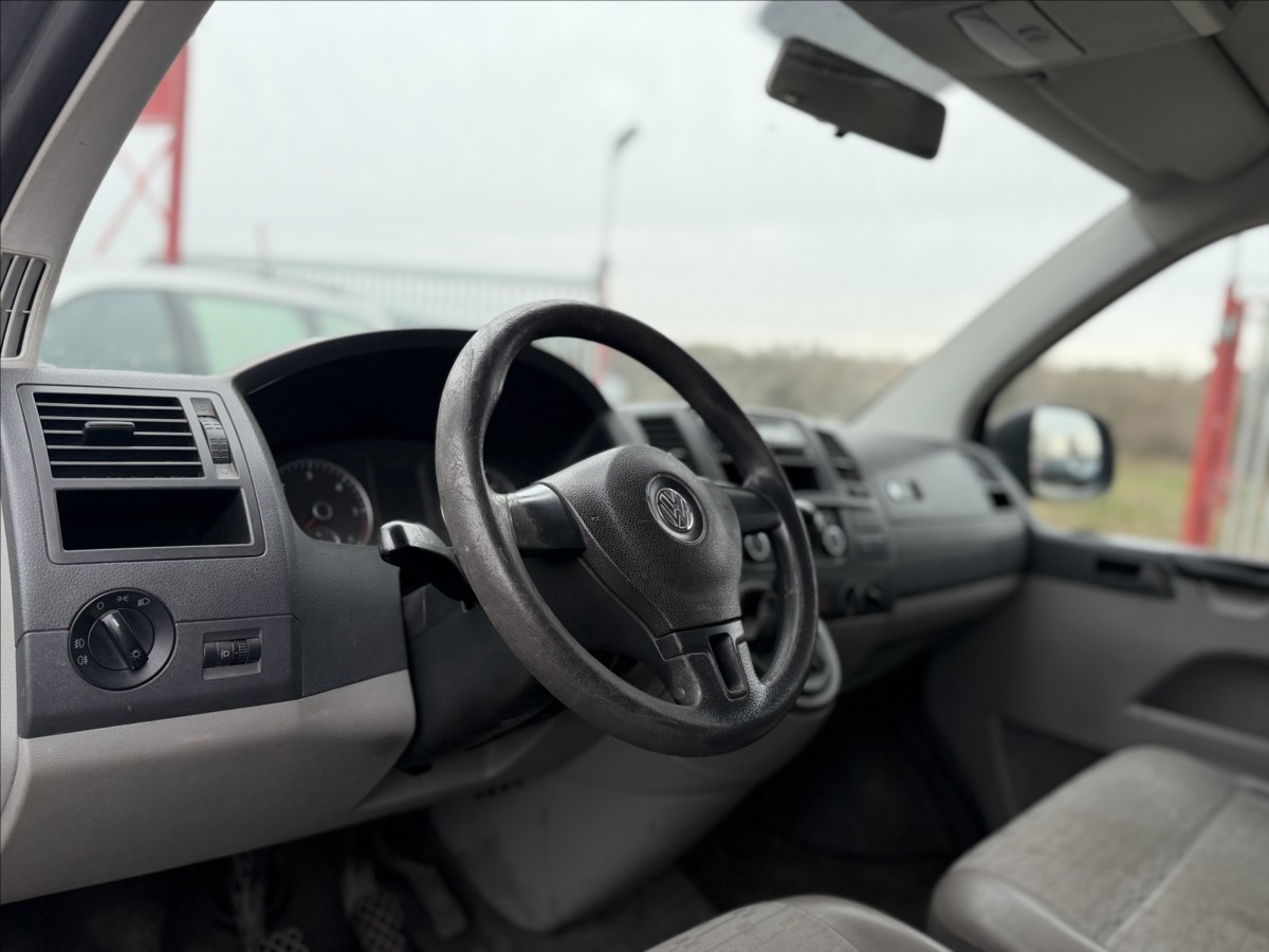 volkswagen-transporter-2-0-tdi-7mist-nove-v-cr - 8