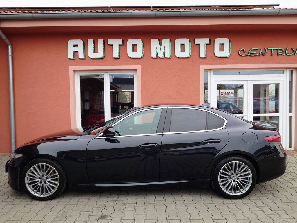 alfa-romeo-giulia-2-2-jtdm-132-kw - 1