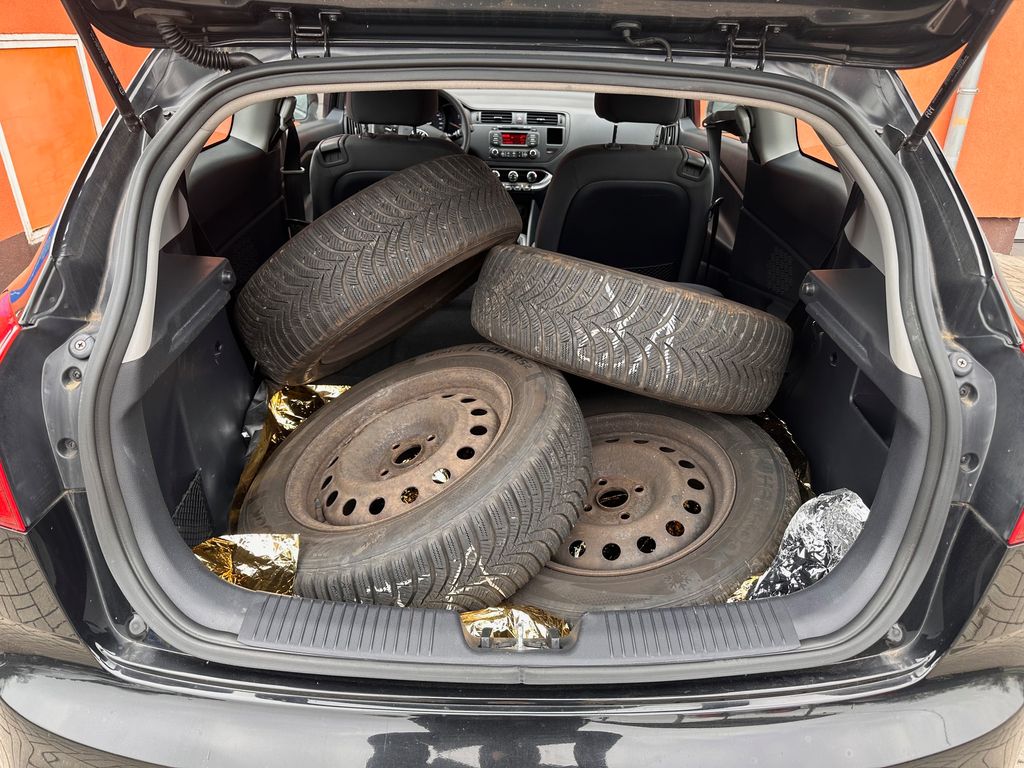 kia-rio-1-1-crdi-55kw - 6