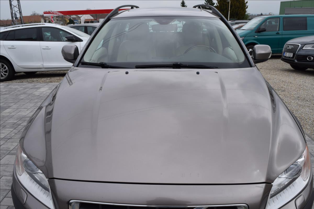 volvo-xc70-2-4-d-120kw-4x4-alu-tazne - 2