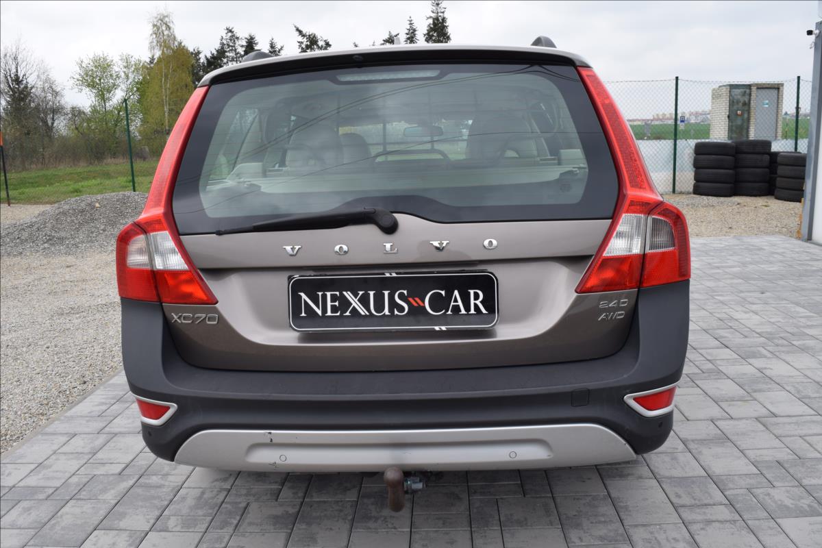 volvo-xc70-2-4-d-120kw-4x4-alu-tazne - 5