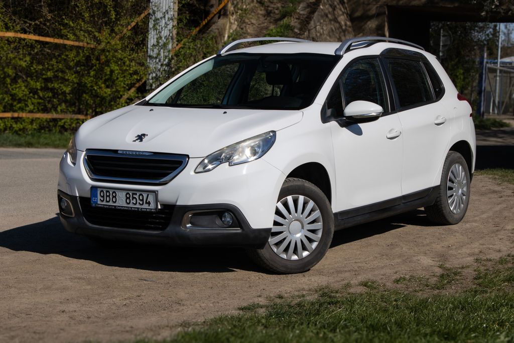 Peugeot 2008 Peugeot 2008, servisované,100%