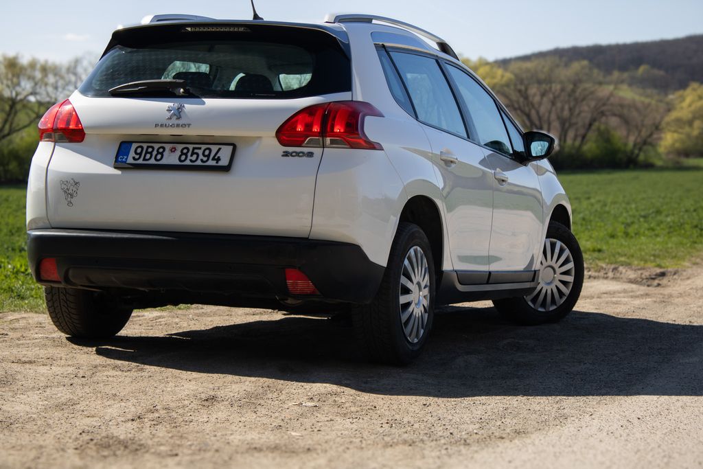 peugeot-2008-peugeot-2008-servisovane-100 - 4