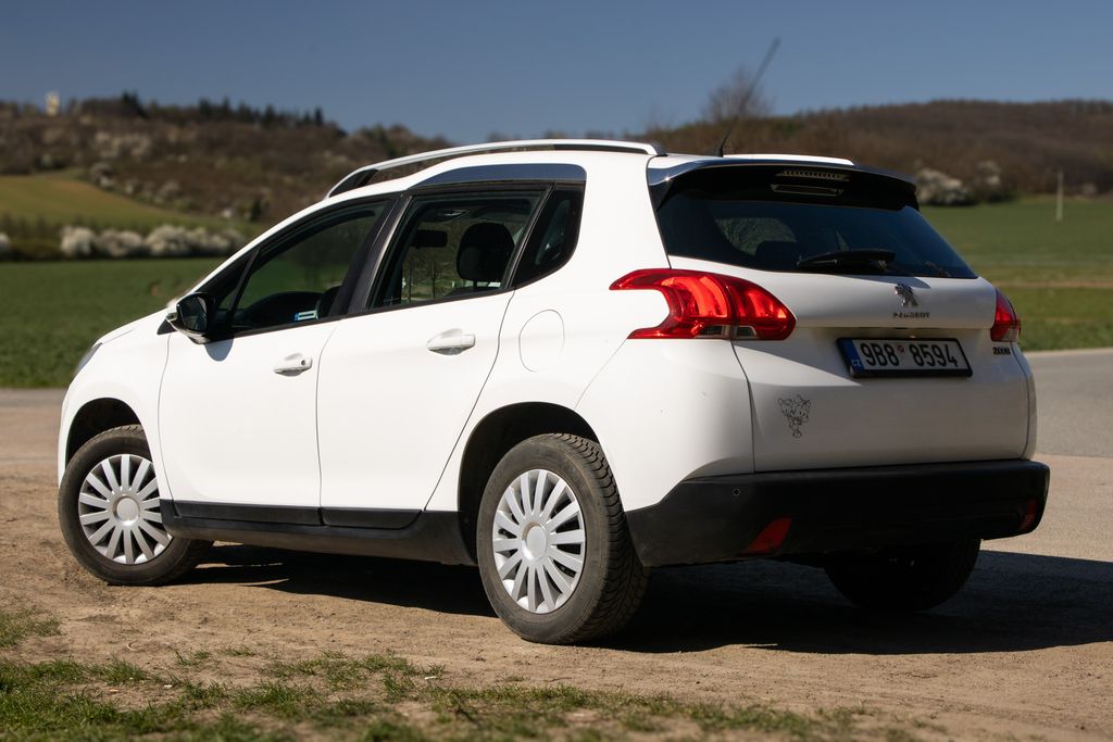 peugeot-2008-peugeot-2008-servisovane-100 - 6