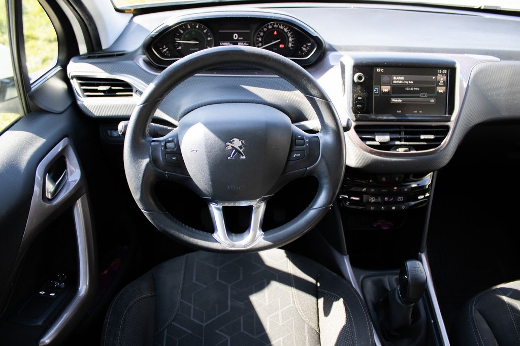 peugeot-2008-peugeot-2008-servisovane-100 - 8