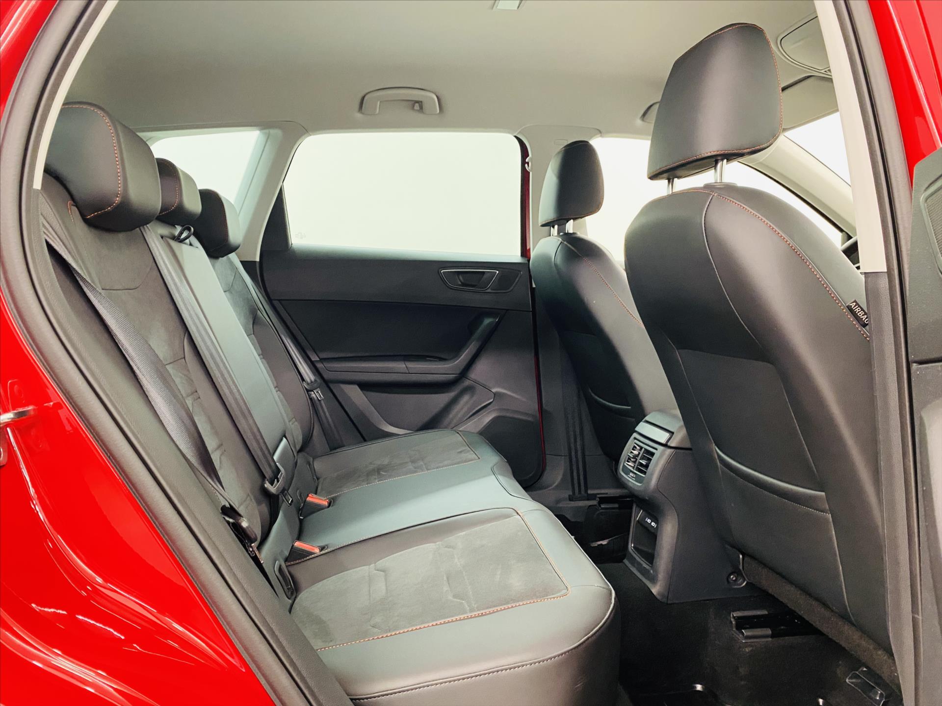 seat-ateca-2-0-tdi-110kw-fr-dsg - 6