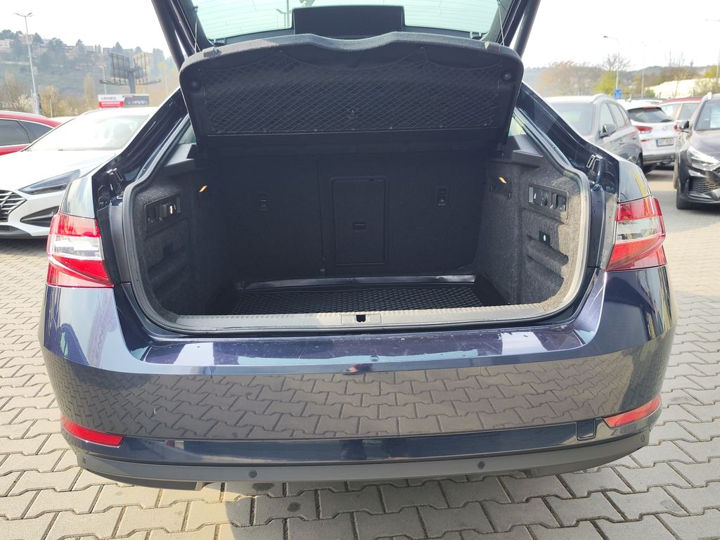 skoda-superb-2-0-tdi-110kw-l-k-dsg - 8