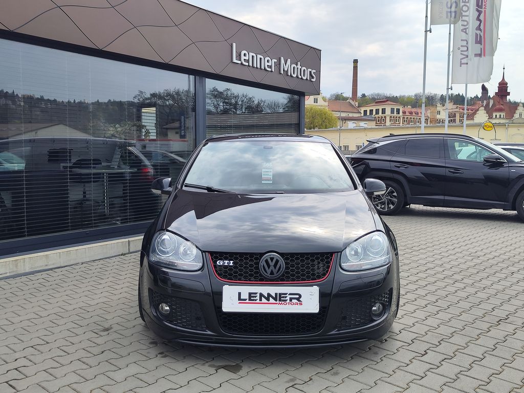 volkswagen-golf-2-0-tfsi-147kw-gti - 1