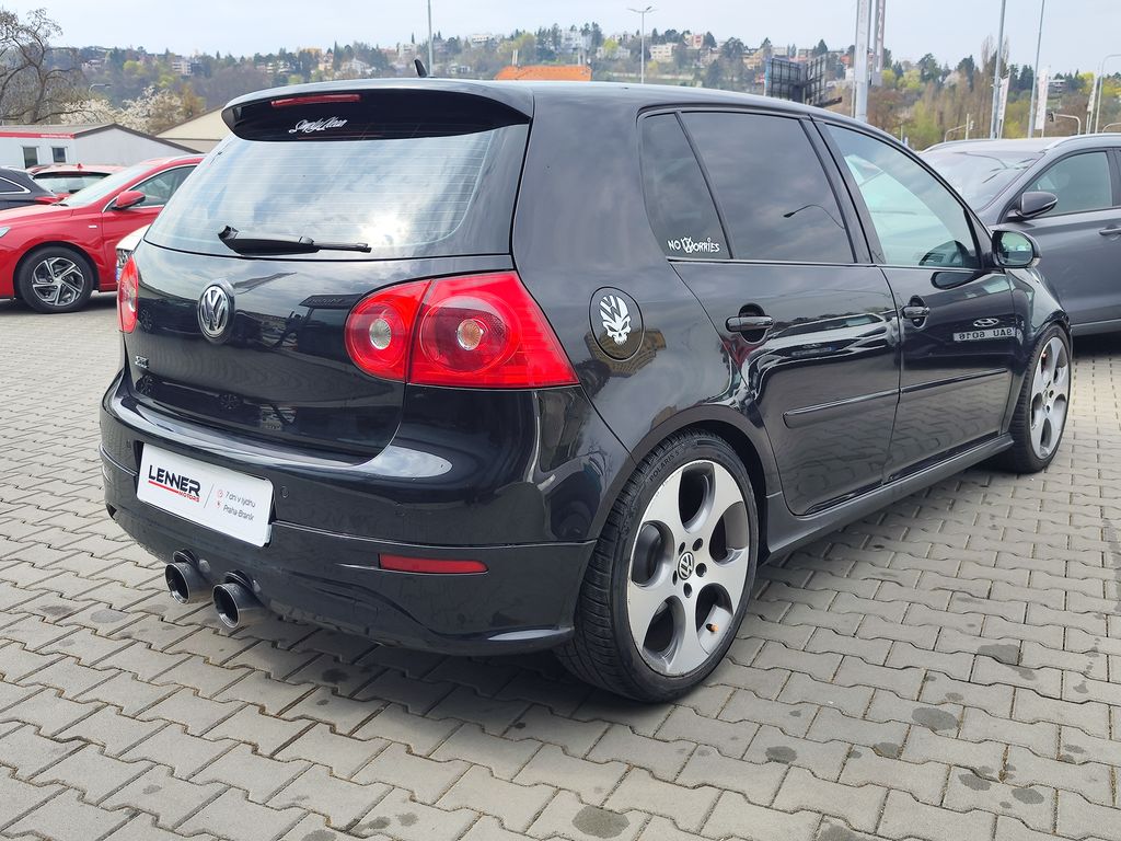 volkswagen-golf-2-0-tfsi-147kw-gti - 4