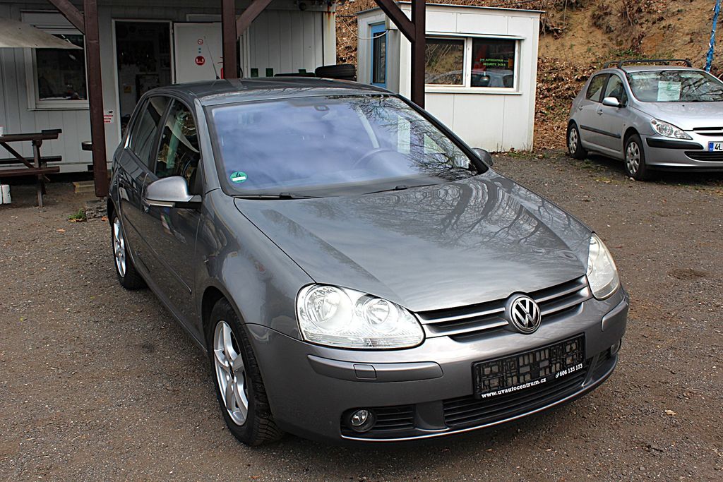 volkswagen-golf-v-1-4i-90-kw - 2