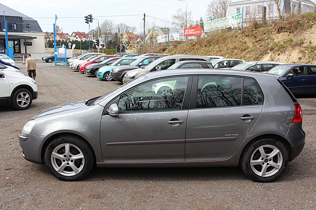 volkswagen-golf-v-1-4i-90-kw - 7