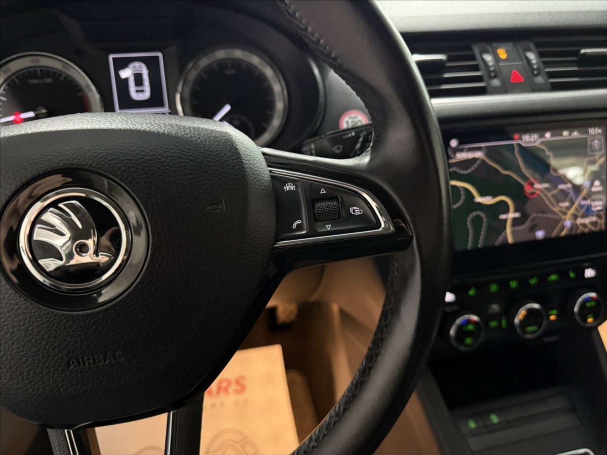 skoda-octavia-1-5-tsi-110kw-style-led-1-maj - 9