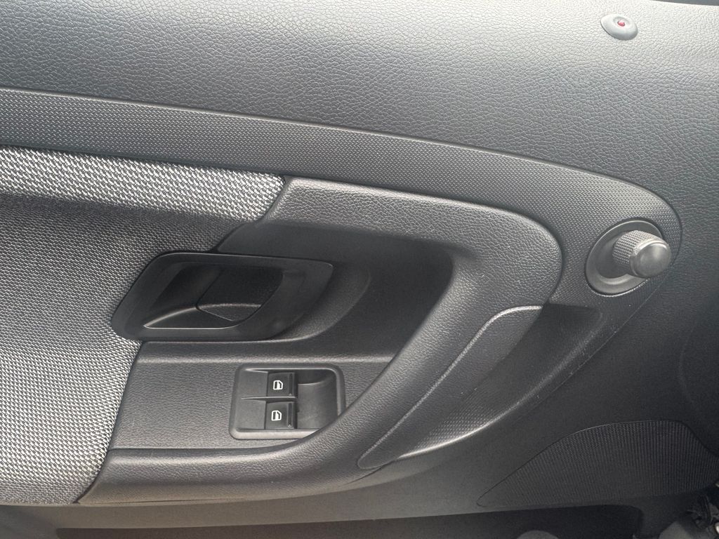 skoda-roomster-1-2-htp-active - 6