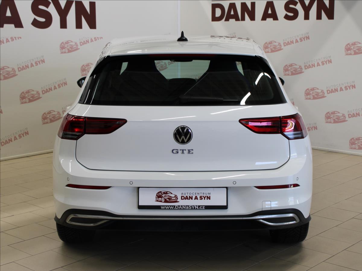 volkswagen-golf-1-4-gte-1-majitel-zanovni - 4